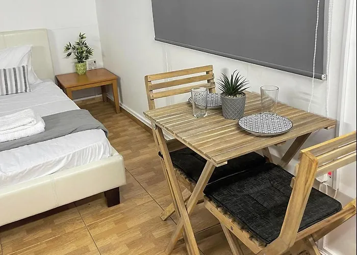 Comfortable Πρωταράς