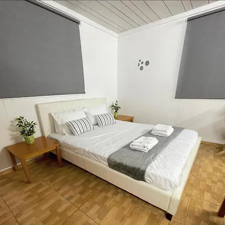 Comfortable Casa de Férias Protaras